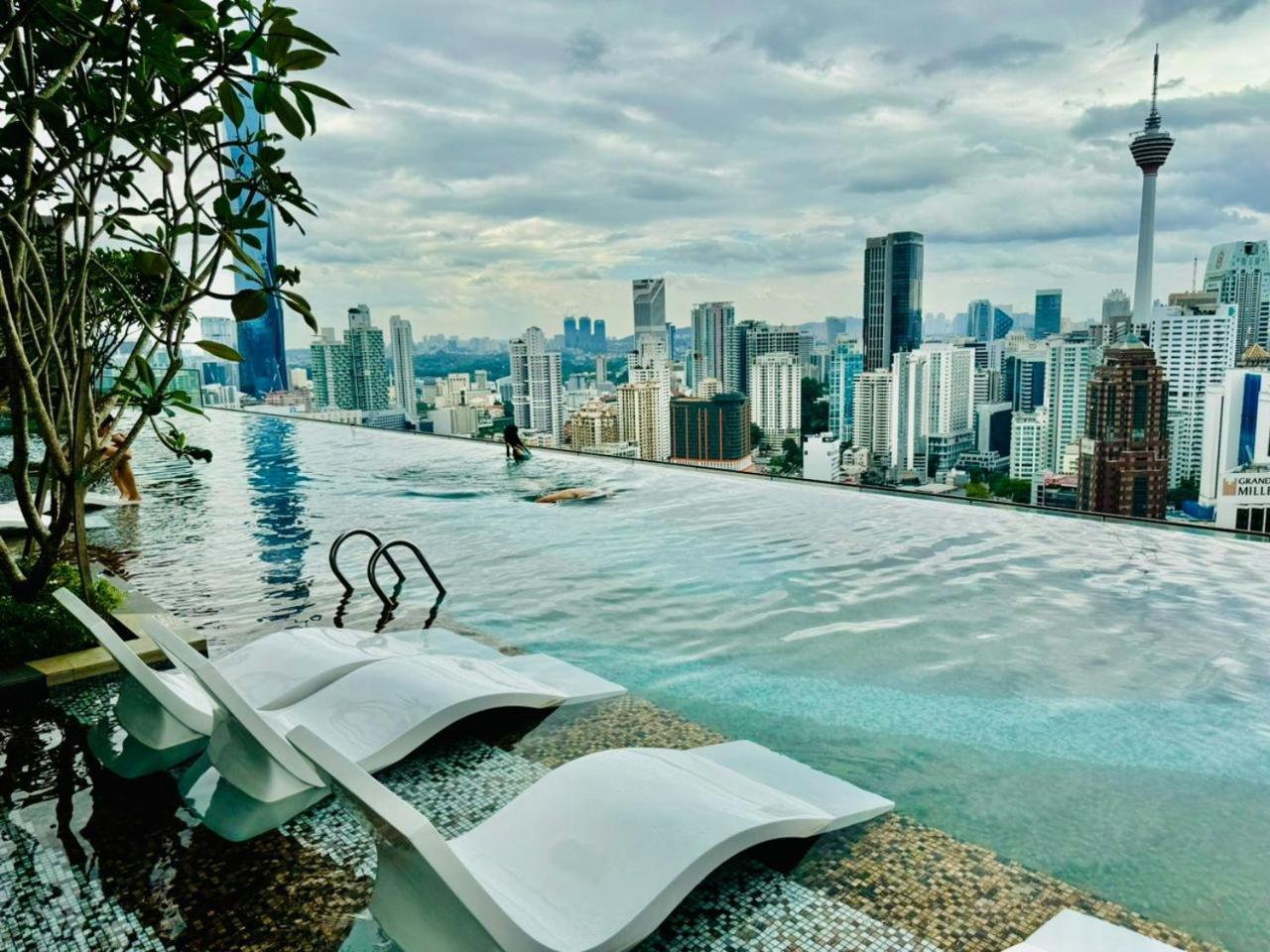 Luxury Suites At Axon Residence Куала-Лумпур Екстер'єр фото