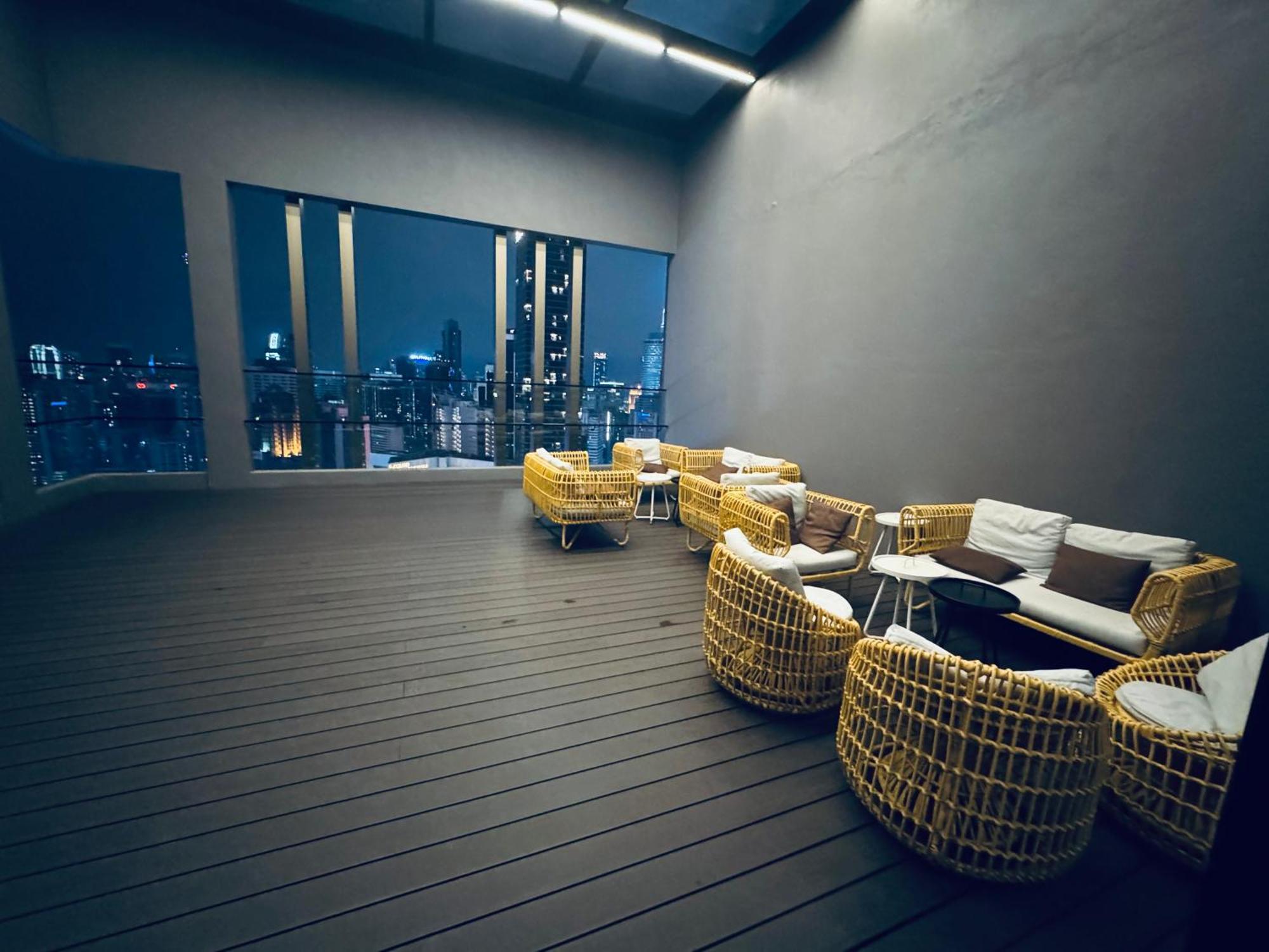 Luxury Suites At Axon Residence Куала-Лумпур Екстер'єр фото