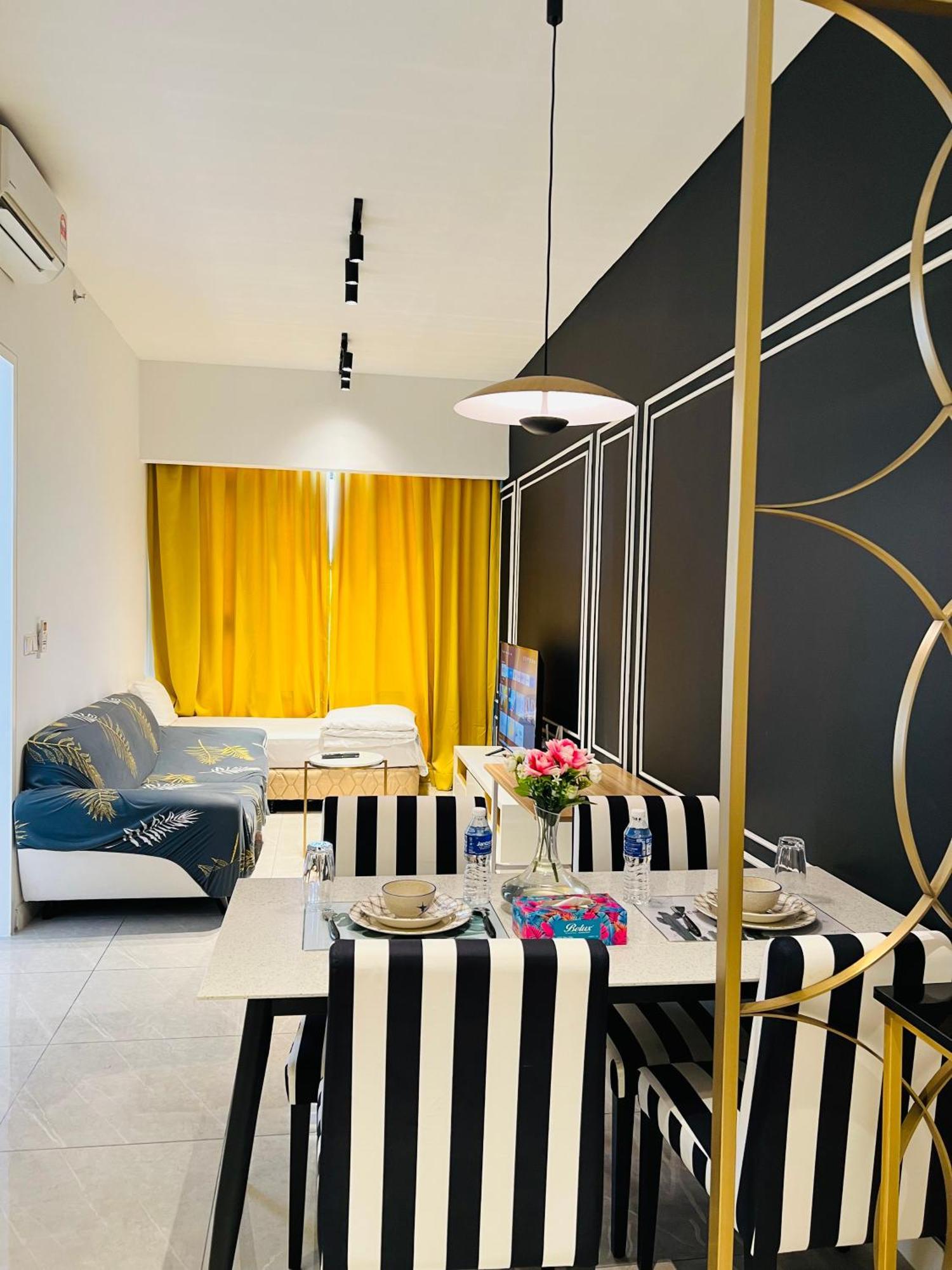 Luxury Suites At Axon Residence Куала-Лумпур Екстер'єр фото